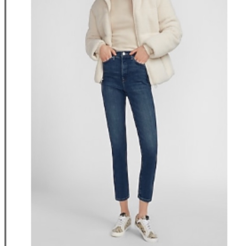 Express High Waisted Dark Wash Mom Jeans Size 14